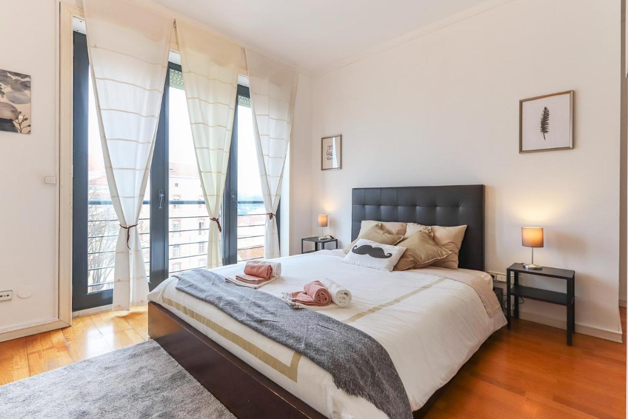Vita Portucale ! Modern Apartment With Garage Lisboa Exteriör bild
